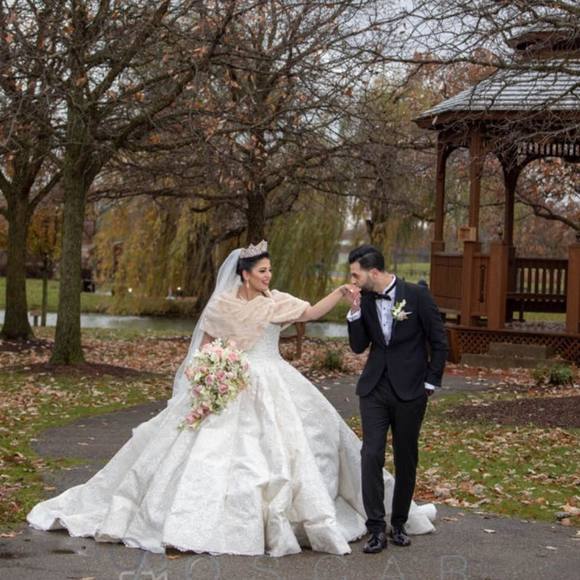 Meet your Posher, Ghada - Picture 1 of 1